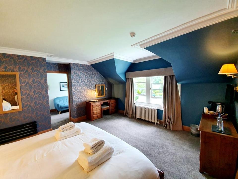 Achray House Restaurant With Rooms Saint Fillans Exteriör bild