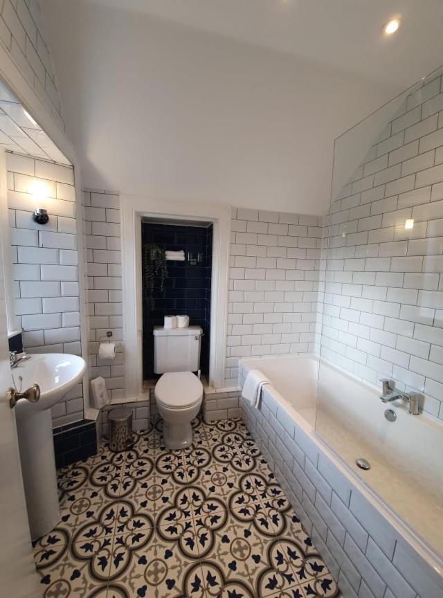 Achray House Restaurant With Rooms Saint Fillans Exteriör bild